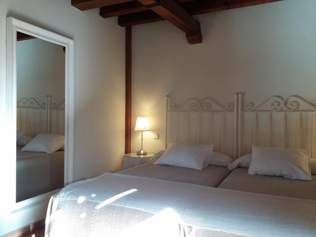 Hostal Rural Luna Y Hostal Rural Lunaposada Candeleda Eksteriør billede