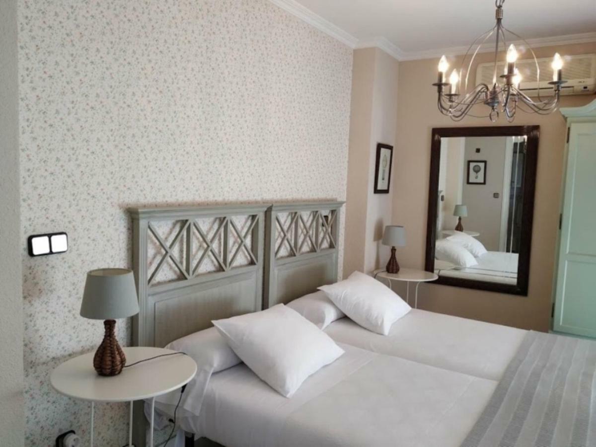 Hostal Rural Luna Y Hostal Rural Lunaposada Candeleda Eksteriør billede